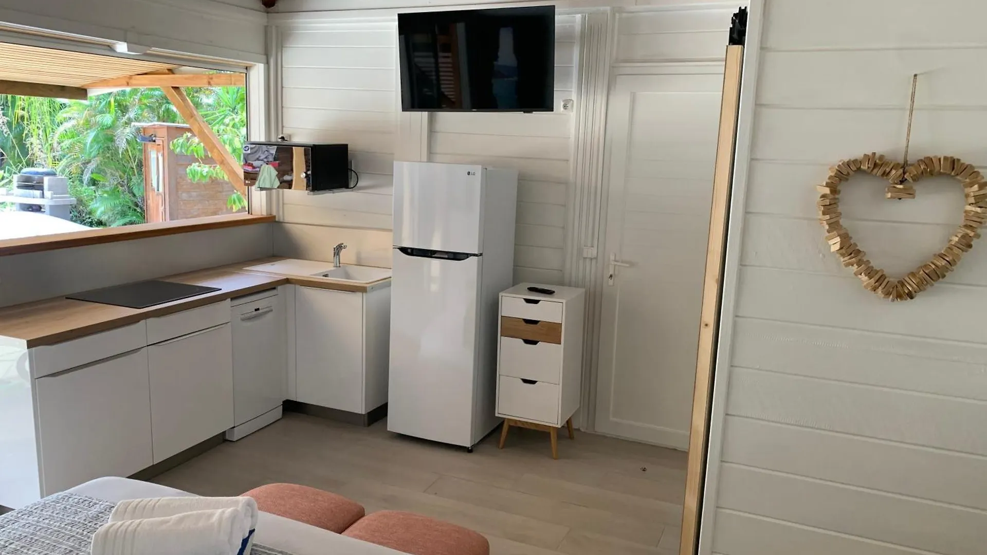 Lodge Suite Lagoon Climatisee Avec Piscine, Spa Privatif Riviere-Salee